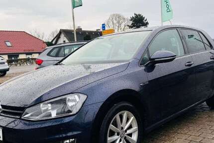 VW Golf 147.500 km 9.948 &euro; Mallentin bei Lübeck(B105) 23936