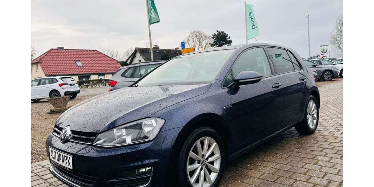 VW Golf 147.500 km 9.948 &euro; Mallentin bei Lübeck(B105) 23936