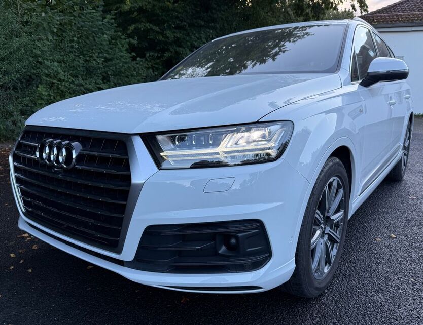 Q7