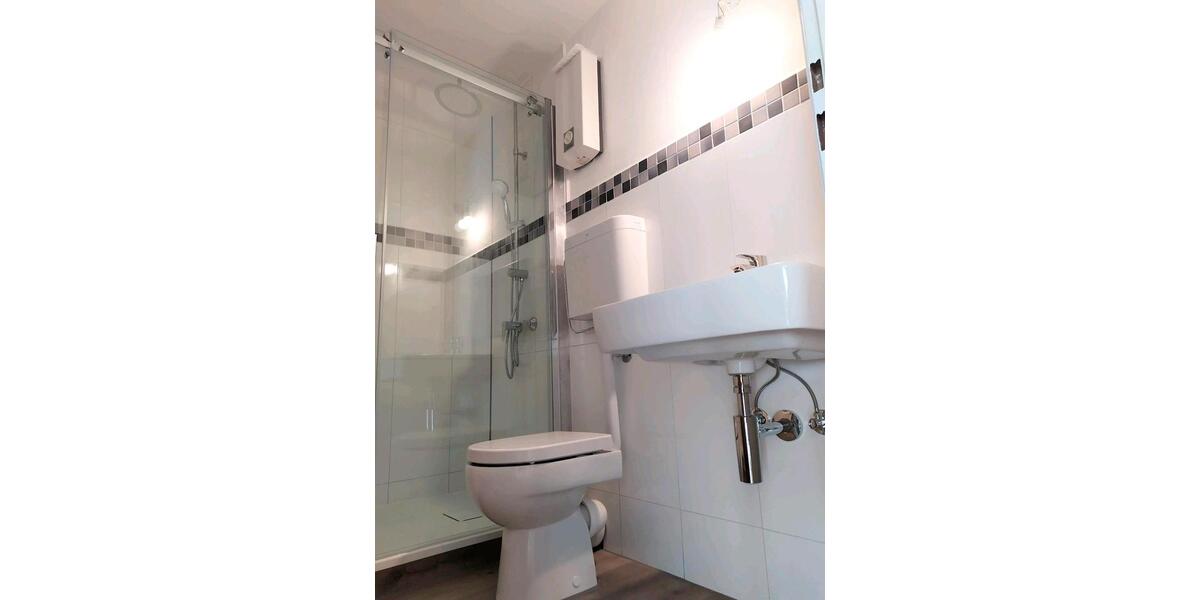 Dachgeschoßwohnung Stolberg (Rheinland) - 3 Zimmer, 65 m&sup2;, 159.000&euro; | Angebot:24976847