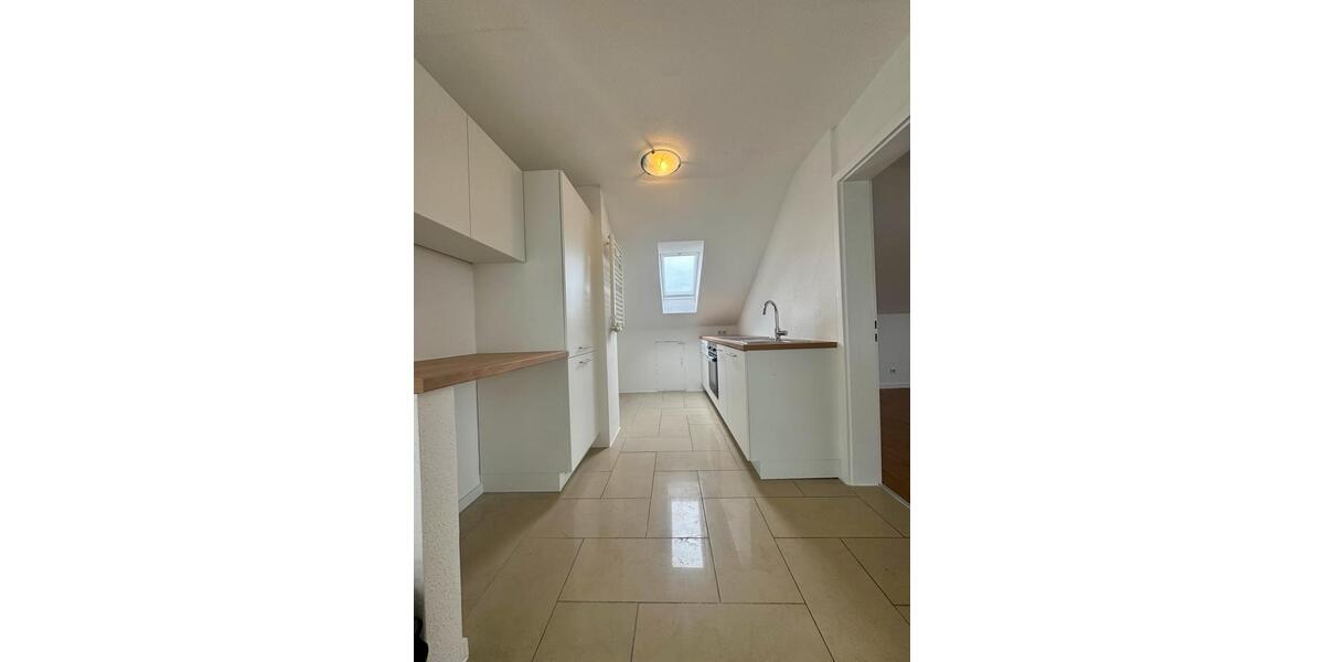 Dachgeschoßwohnung Langenau - 4 Zimmer, 84 m&sup2;, 1.210&euro; | Angebot:26267521