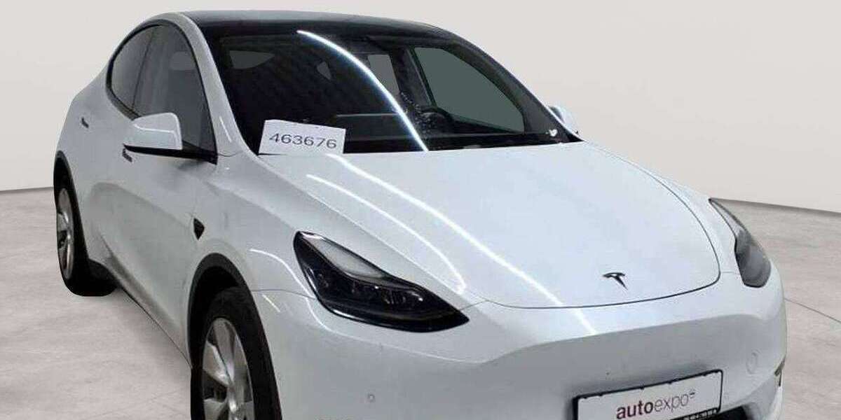 Tesla Model Y 69.555 km 30.990 &euro; Fernwald-Steinbach 35463