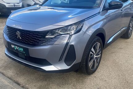 Peugeot 3008 26.800 km 23.340 € Hanau 63452