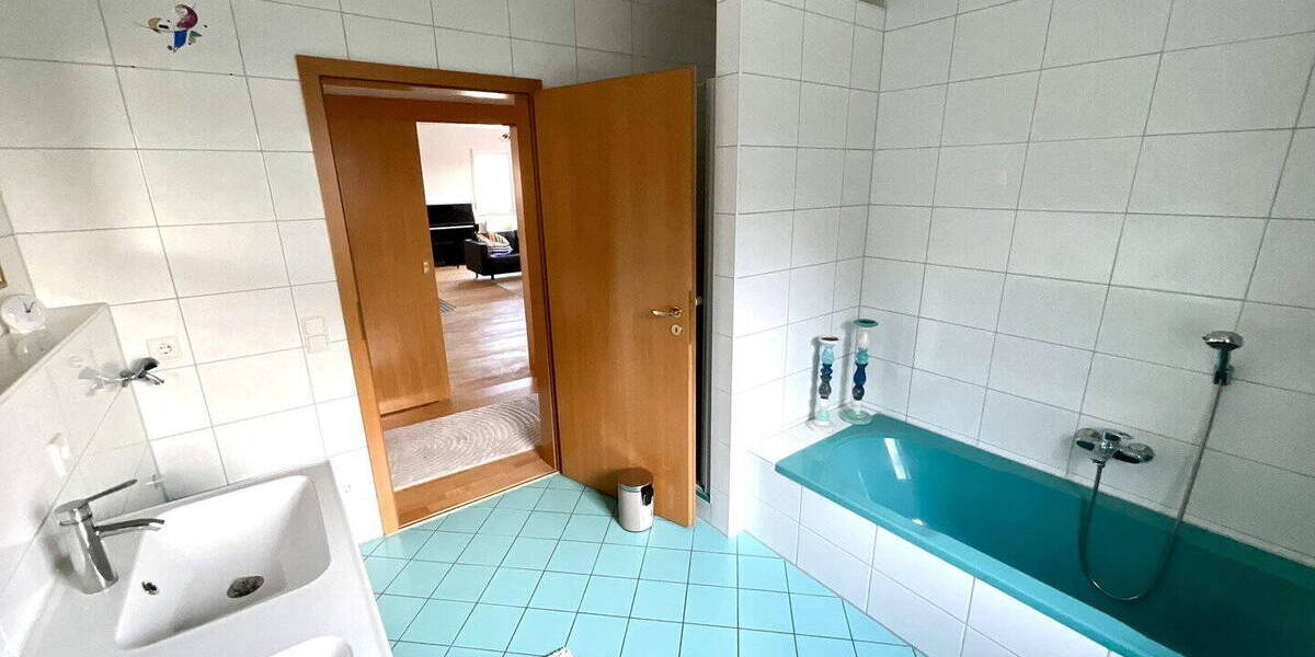 Einfamilienhaus Langenzenn Laubendorf - 7 Zimmer, 217 m&sup2;, 699.000&euro; | Angebot:26790897