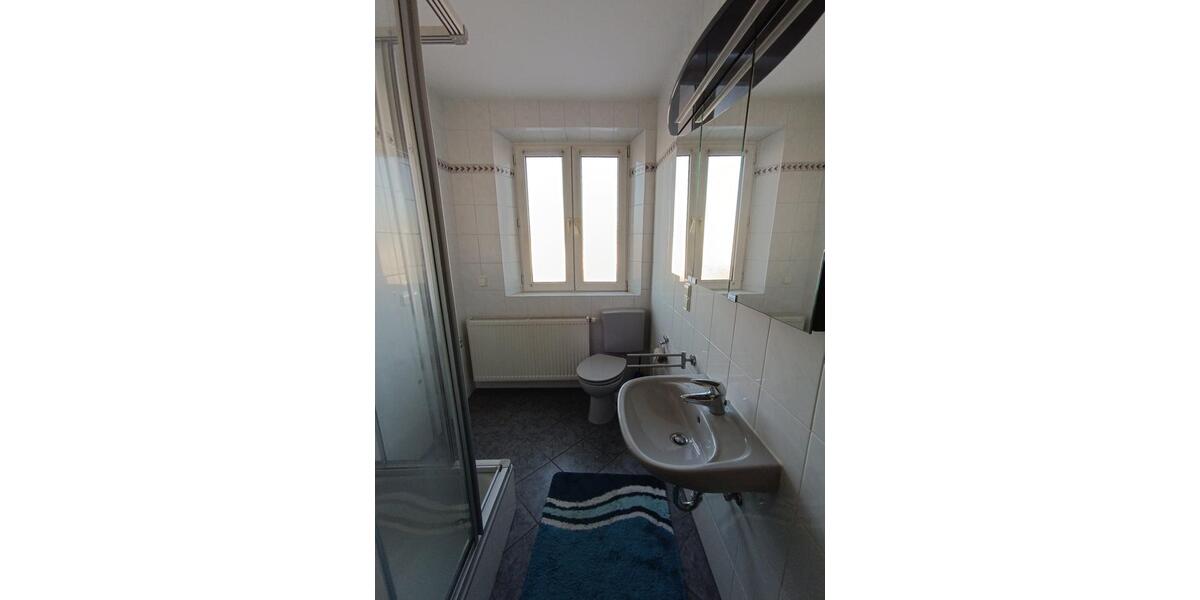 Vermieten gepflegte 5 Zimmer Doppel – Wohnung (115 m² ) im 4. OG 5 zimmer