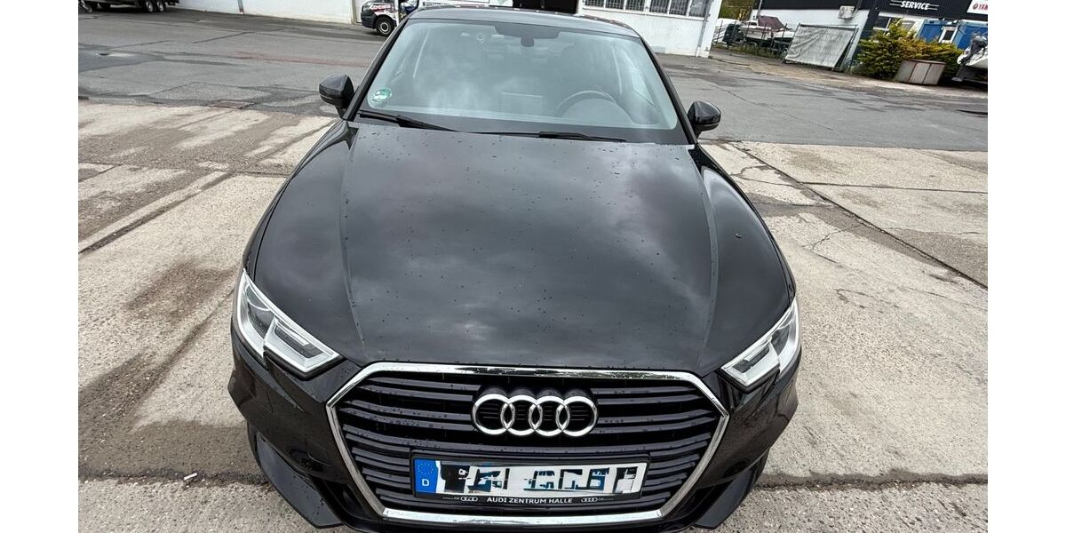 Audi A3 158.000 km 11.900 &euro; Petersberg 06193