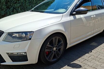 Skoda Octavia 181.000 km 10.500 &euro; Euskirchen 53881