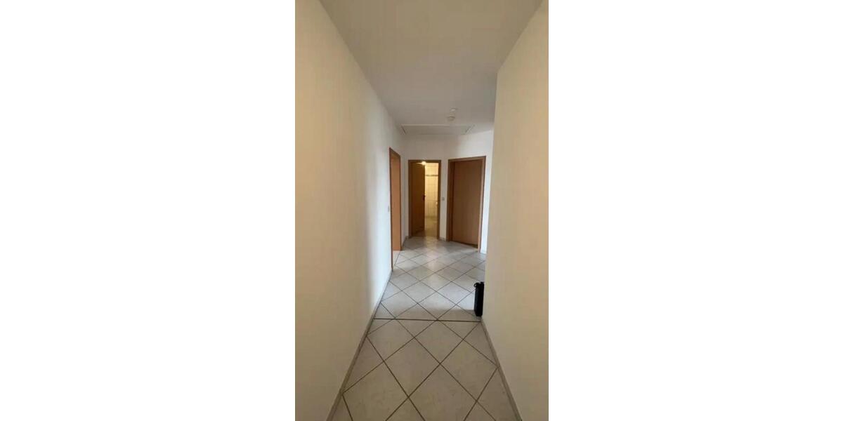 Dachgeschoßwohnung Beverungen - 3 Zimmer, 73 m&sup2;, 650&euro; | Angebot:26621713