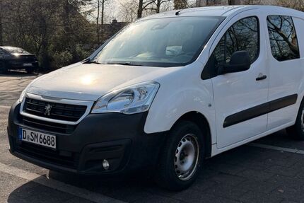 Peugeot Partner 206.607 km 5.300 &euro; Meerbusch 40667