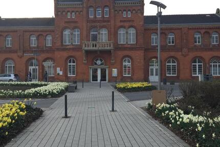 Schicke Büros und Räume im wunderschönen denkmalgeschützten Bahnhof 1A LAGE zimmer