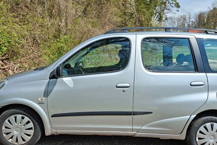 Toyota Andere 195.515 km 2.600 &euro; Tiefenbach 84184