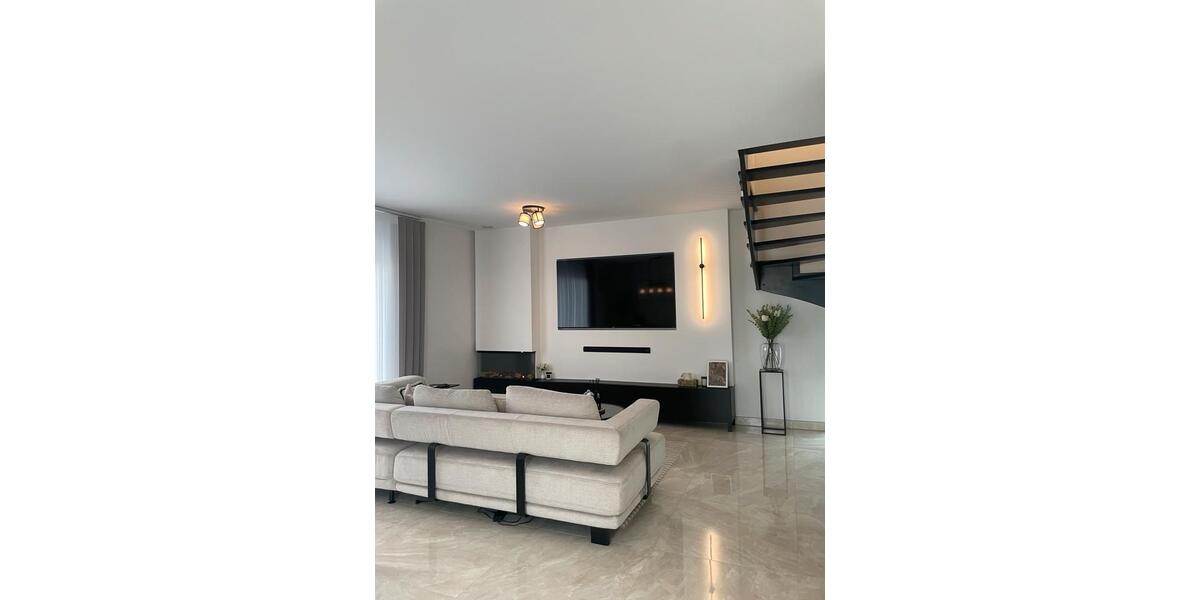 Einmalige Chance! Moderne 4 Zimmer Doppelhaushälfte! 4 zimmer