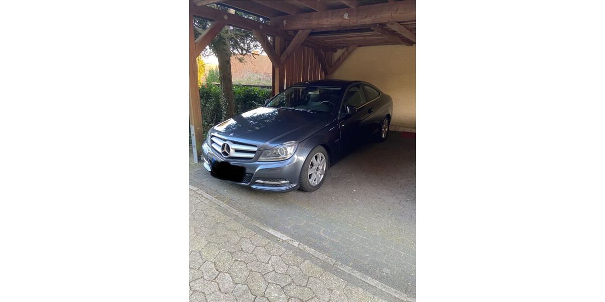 Mercedes-Benz C 250 130.000 km 12.150 &euro; Schlangen 33189