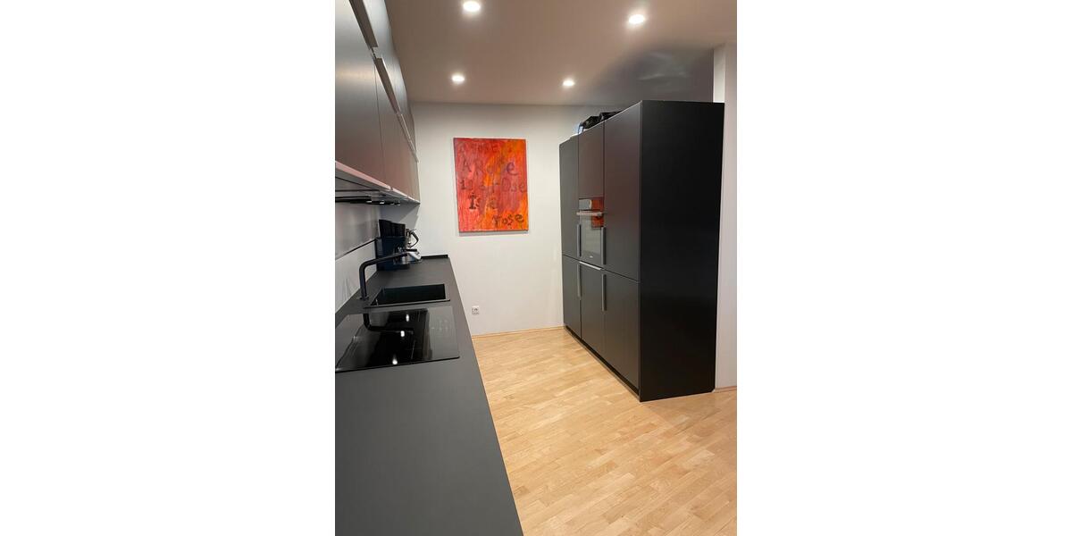 Dachgeschoßwohnung München Maxvorstadt - 3 Zimmer, 140 m&sup2;, 1.900&euro; | Angebot:26035484