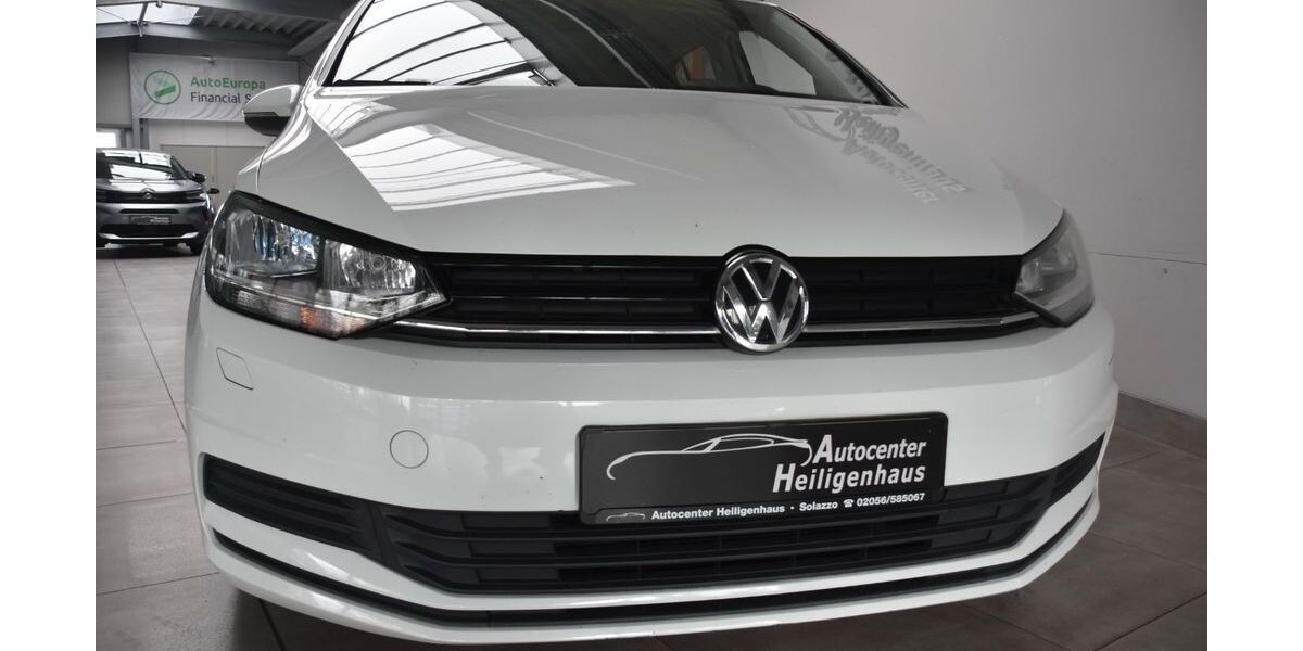 VW Touran 150.452 km 11.980 &euro; Heiligenhaus 42579