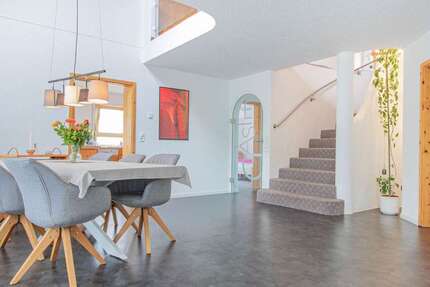 Haus Waldshut-Tiengen Tiengen - 6 Zimmer, 190 m&sup2;, 495.000&euro; | Angebot:27128171