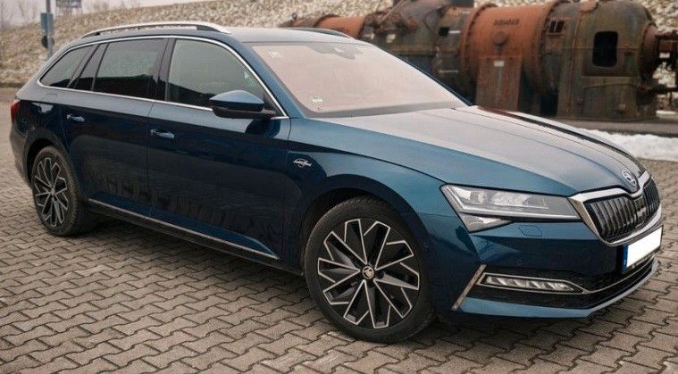 Skoda Superb 95.000 km 21.999 &euro; Gadenstedt 31246