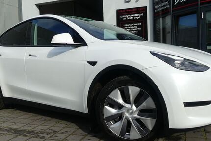 Tesla Model Y 21.312 km 39.800 € Berlin 13156