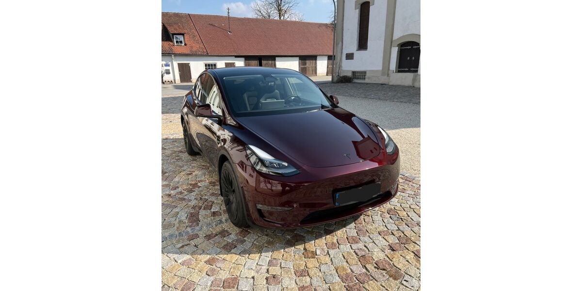 Tesla Model Y 68.000 km 40.800 &euro; Rottenburg a.d. Laaber 84056