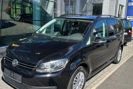VW Touran 262.800 km 5.999 &euro; Niestetal bei Kassel 34266