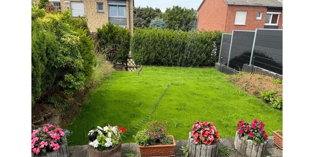 Reihenhaus Herzogenrath - 4 Zimmer, 120 m&sup2;, 2.500&euro; | Angebot:25140315