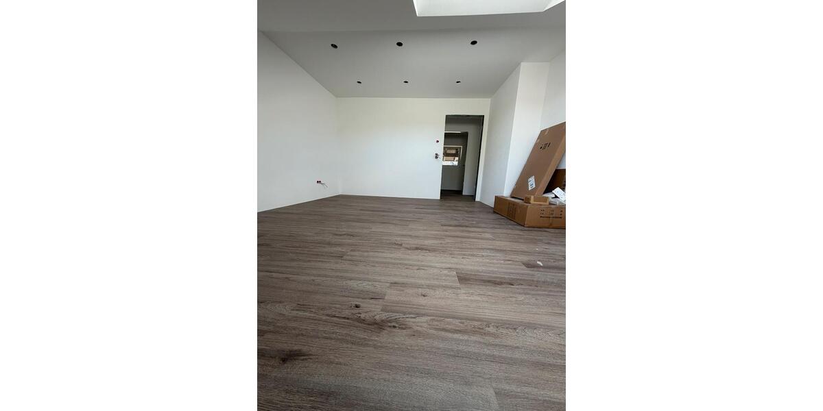 Dachgeschoßwohnung Breisach am Rhein - 4 Zimmer, 102 m&sup2;, 1.200&euro; | Angebot:26227668