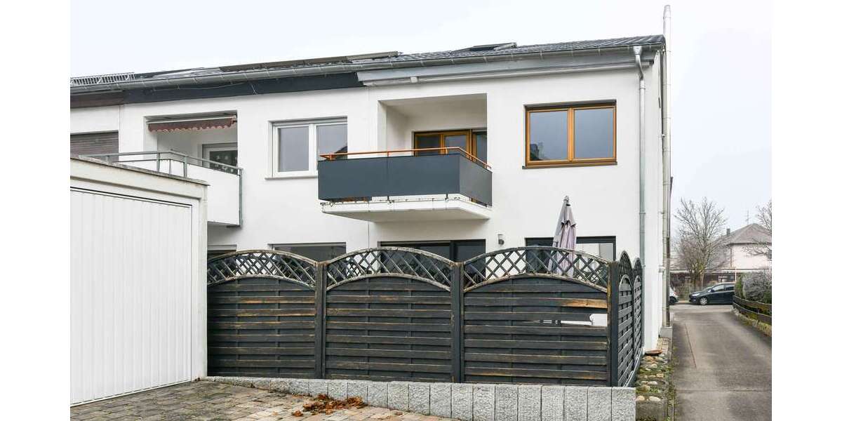 ImmoBillia: Ein Zuhause mit Raum für die ganze Familie! - Einfamilienhaus Asperg | Angebot:27370322
