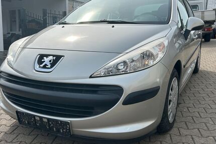 Peugeot 207 90.500 km 2.650 &euro; Homberg/Efze 34576