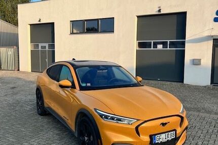 Ford Mustang Mach-E 60.697 km 34.500 € Isenbüttel 38550