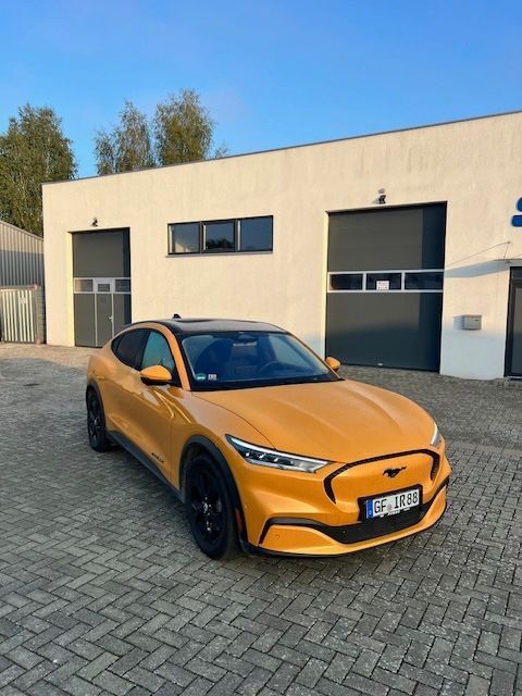 Ford Mustang Mach-E 60.697 km 34.500 € Isenbüttel 38550