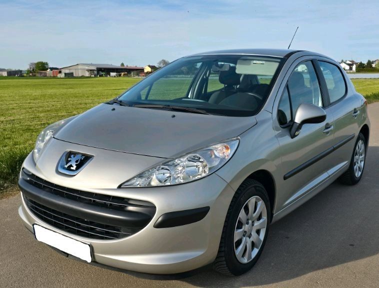 Peugeot 207 50.000 km 4.500 &euro; Ulm 89077