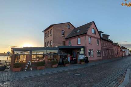Wohnung Malchow - 3 Zimmer, 200 m&sup2;, 1.250&euro; | Angebot:24179257