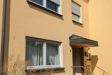 4-Zimmer Reihenendhaus mit Garten und Garage in Feucht 4 zimmer