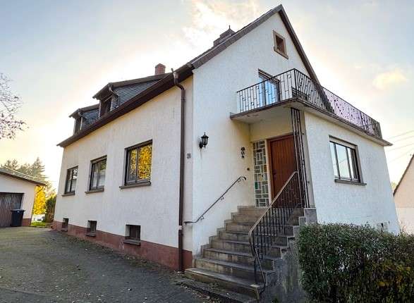 Haus zum Kaufen in Herschweiler-Pettersheim 169.000 € 198 m²