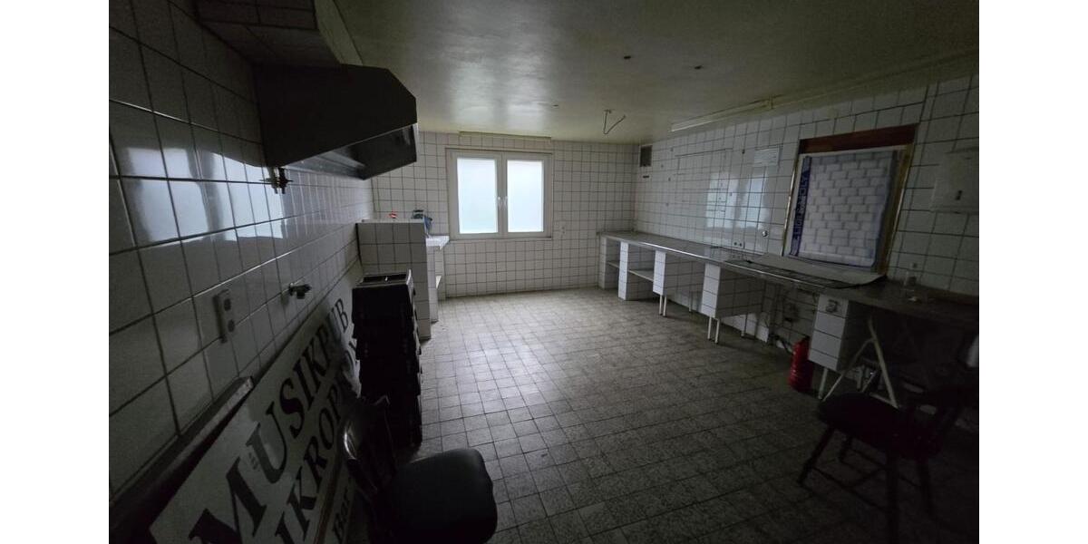 Gewerbeobjekt Wendlingen am Neckar - 3.000&euro; | Angebot:25402785