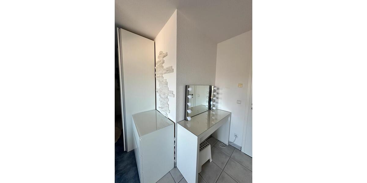 Dachgeschoßwohnung Köln Porz - 3 Zimmer, 86 m&sup2;, 1.590&euro; | Angebot:26407187