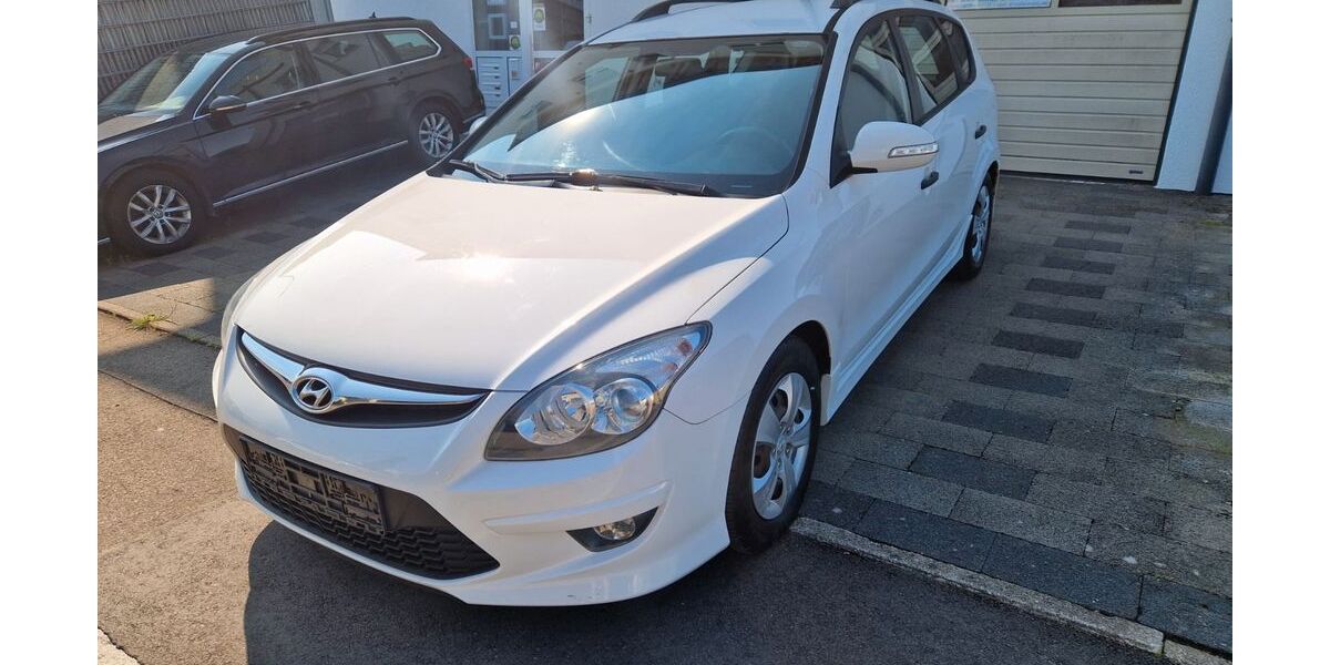 Hyundai i30 198.546 km 4.999 &euro; Schönaich 71101