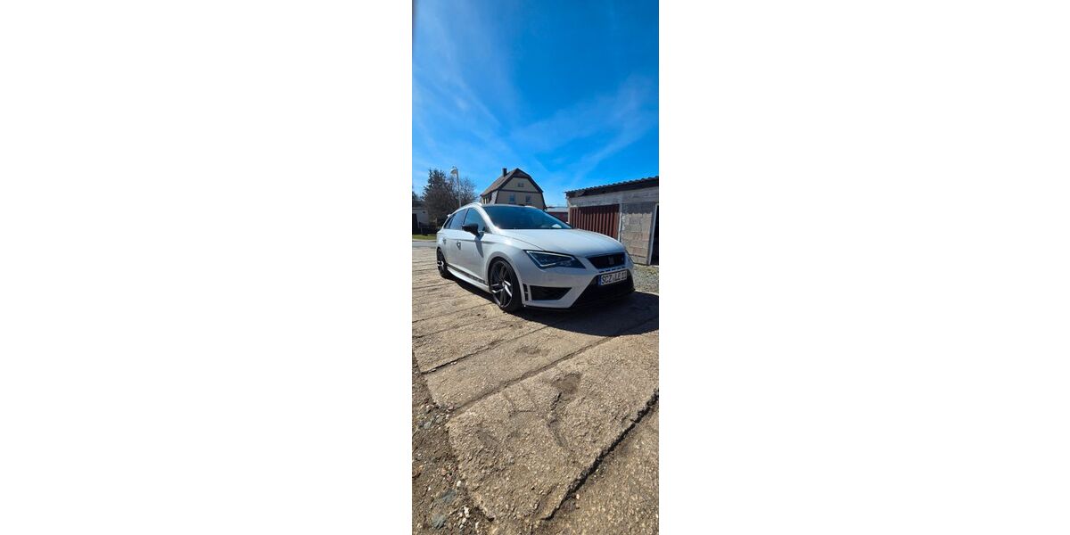 Seat Leon 102.000 km 13.000 &euro; Schleiz 07907