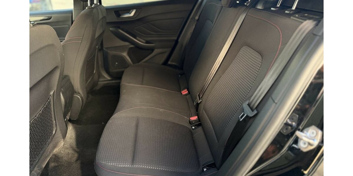 Ford Focus ST-Line / Keyless / Kamera / Carplay 68.000 km 16.990 &euro; Mönchengladbach 41066