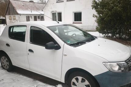 Dacia Sandero 77.136 km 4.000 &euro; Geesthacht 21502
