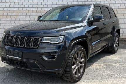 Jeep Grand Cherokee 228.000 km 13.499 &euro; Hainburg 63512