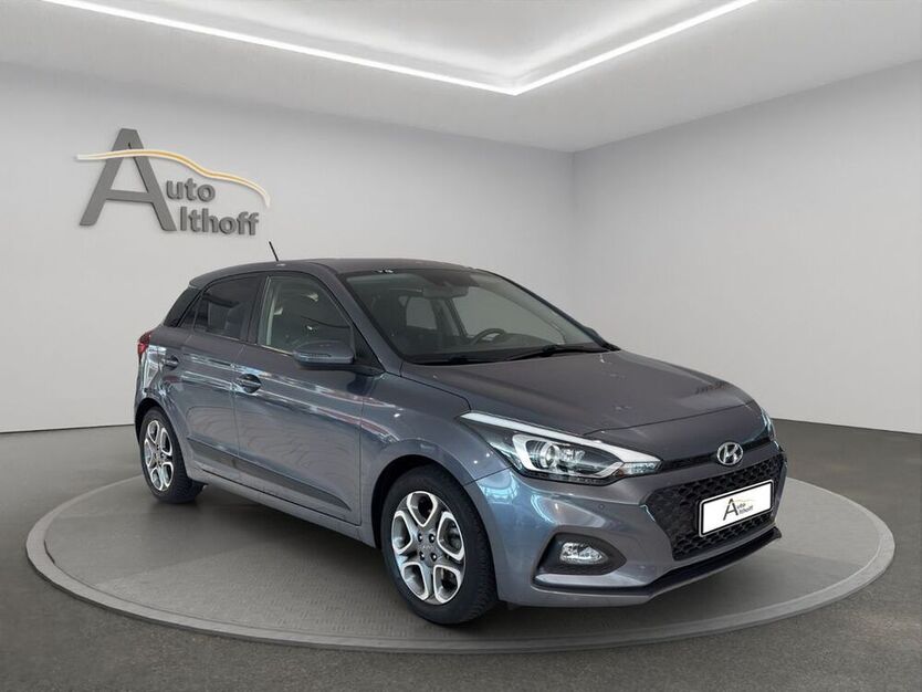 i20