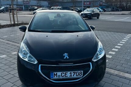 Peugeot 208 117.500 km 2.750 &euro; münchen 81539