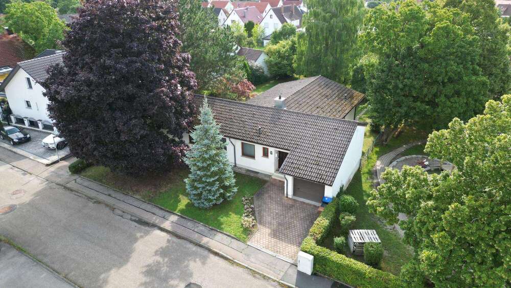 Haus zum Kaufen in Schrozberg 319.000 € 128.55 m² 5 zimmer