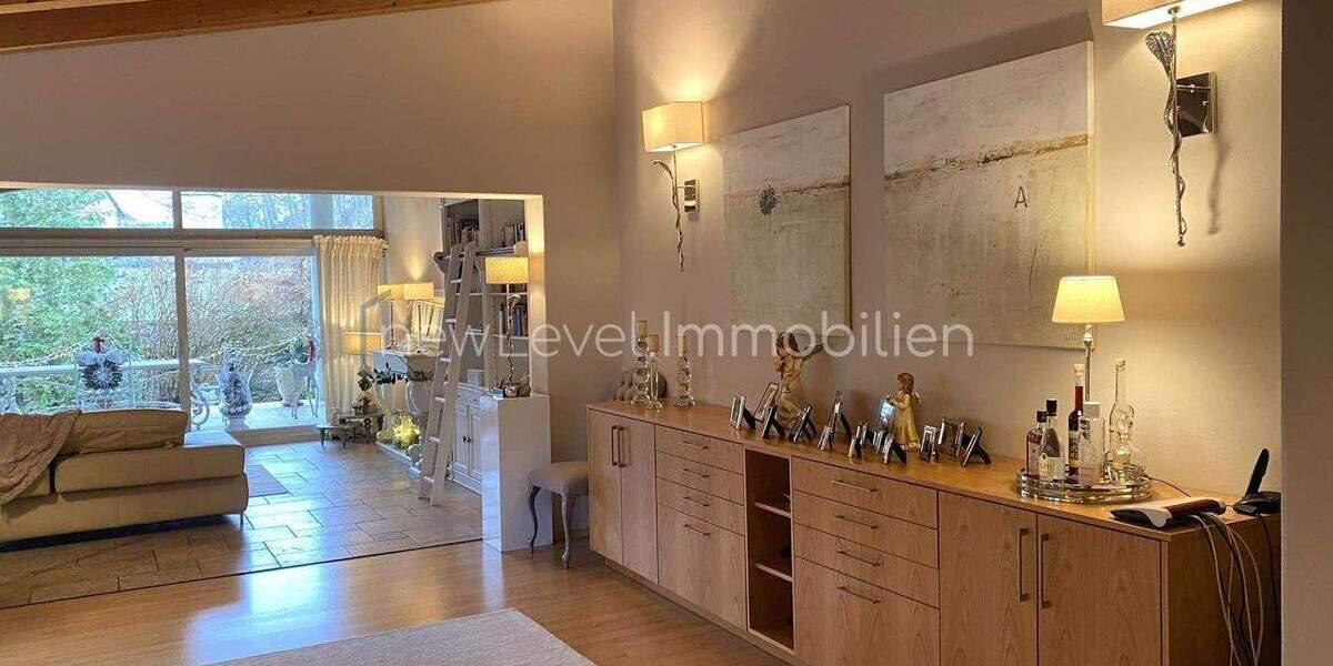 Mehrfamilienhaus, Wohnhaus Maxhütte-Haidhof Maxhütte - 9 Zimmer, 230 m&sup2;, 1.129.000&euro; | Angebot:25734294