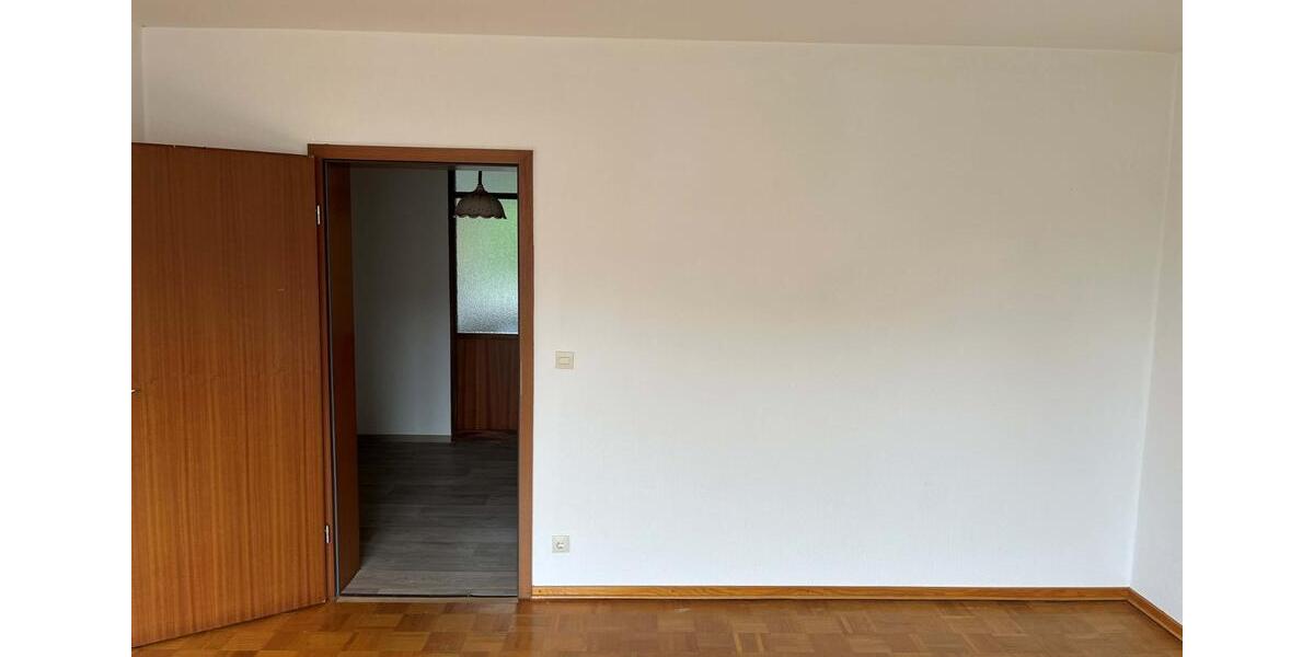 Etagenwohnung Büdelsdorf - 3 Zimmer, 72 m&sup2;, 139.000&euro; | Angebot:24991213