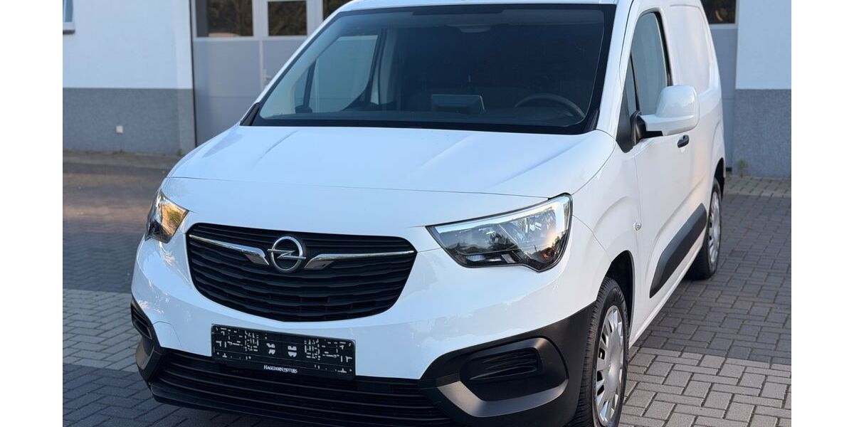 Opel Combo 83.692 km 9.800 &euro; Berlin 12351
