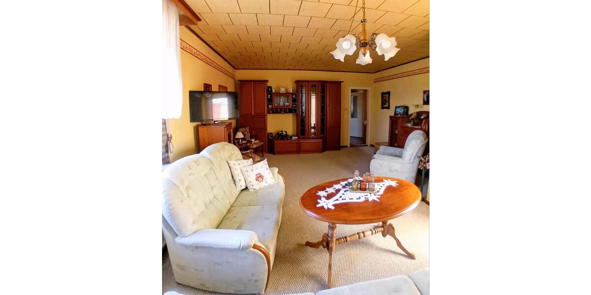 Einfamilienhaus Meyenburg - 8 Zimmer, 117 m&sup2;, 180.000&euro; | Angebot:26804384