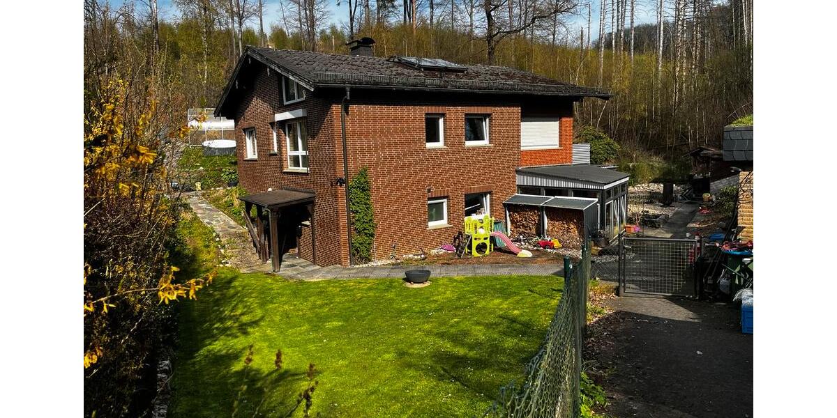 Einfamilienhaus Warstein - 6 Zimmer, 140 m&sup2;, 330.000&euro; | Angebot:26329280