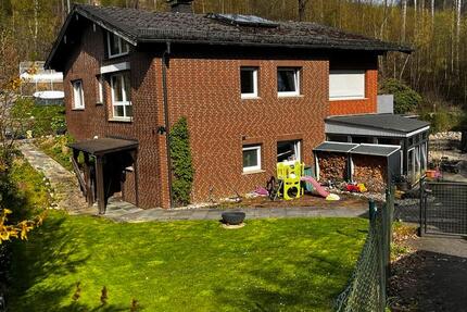 Haus Warstein - 6 Zimmer, 140 m&sup2;, 330.000&euro; | Angebot:26329280